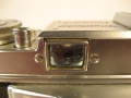 Sucherfenster mit Schrauben